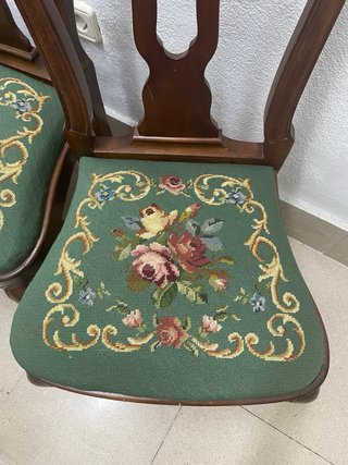 Lote 4 Sillas Vintage Madera Tapiz Floral