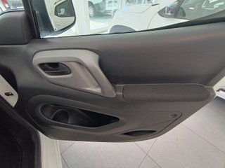 Peugeot Partner Tepee Style 1.6 Blue HDI