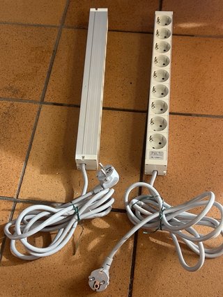 Regleta 3 metros 9 servicios cada uno de aluminio
