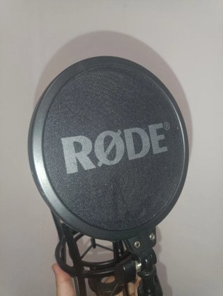 Rode NT1 5ta Gen Black signatures