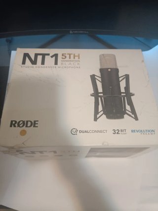Rode NT1 5ta Gen Black signatures