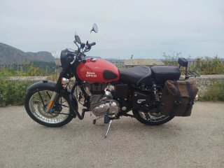 Royal Enfield Classic 500 Redditch Edition