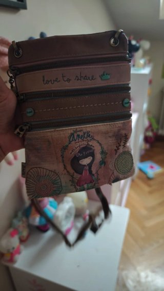Mochila y monedero Anekke