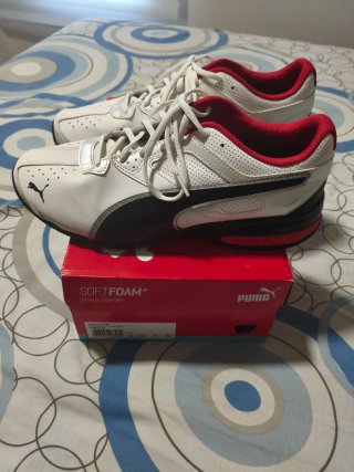 Zapatillas Puma Blancas y Rojas