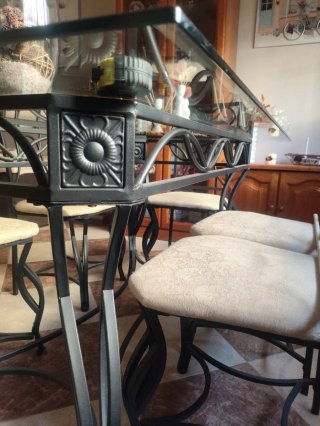 Conjunto de Mesa de Comedor de Cristal y 6 Sillas