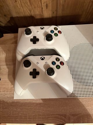 Xbox One S Blanca