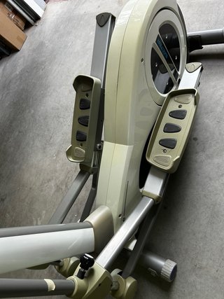Bicicleta Elíptica E-Line PT-323. Muy poco.