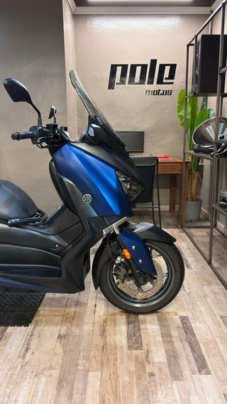 Yamaha X-Max 300