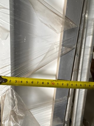 Premarcos aluminio con persiana motorizada