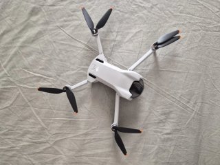 DJI Mini 3 Fly More Combo RC2