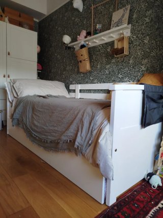 Cama nido Bainba madera lacada en blanco.