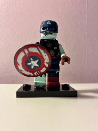 Lego Minifigura Capitán América Zombie