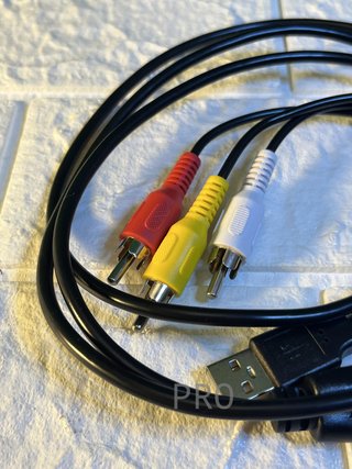 Cable USB macho a 3 RCA macho