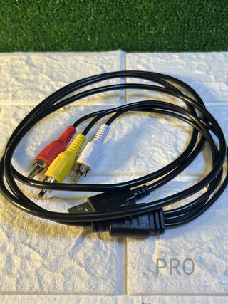 Cable USB macho a 3 RCA macho