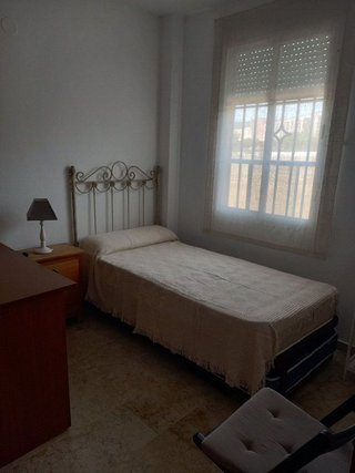 Piso en alquiler en Santa Rosa - Valdeolleros en Córdoba