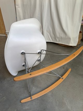 Sillón balancín blanco