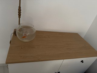 Mueble de cocina blanco y madera Ikea