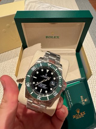 Submariner Starbucks