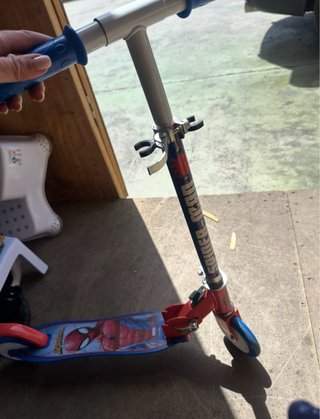Patinete Spiderman niño nuevo