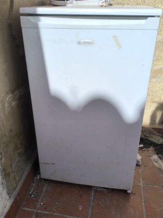 Lavavajillas Balay y mini nevera
