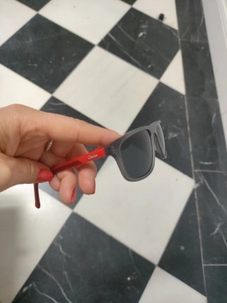 Gafas de sol niño nuevas sin estrenar
