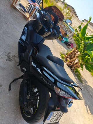 Yamaha TMAX 500 2009 Negra
