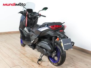 YAMAHA X-MAX 125