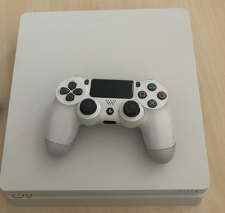 Ps4 Slim Blanca + Mando+Cables