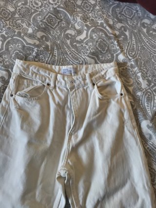 Lote 3 Pantalones Negro, Blanco y granate