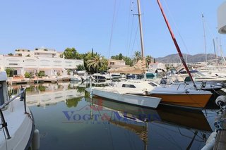 Piso en venta en Santa Margarida en Roses