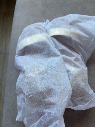 Sandalias doradas sin estrenar
