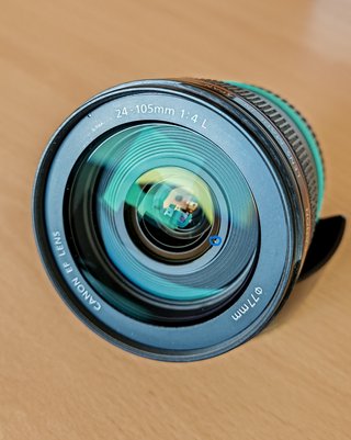 Canon EOS R + Adaptador EF/RF + Lente EF 24-105mm
