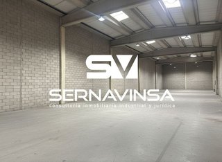 Nave industrial en alquiler en La Clota - Zona industrial en Cerdanyola del Vallès