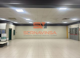 Nave industrial en alquiler en La Clota - Zona industrial en Cerdanyola del Vallès
