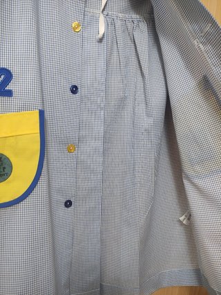 Bata infantil colegio talla 6 sin estrenar