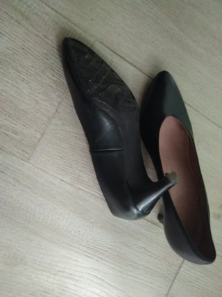 Zapatos de piel negros talla 38