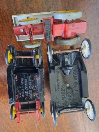 3 Modellini Auto D'epoca Metallo