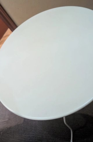 Mesa auxiliar redonda metal blanca IKEA