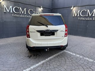 Mahindra XUV500 2.2 W8 FWD (4X2) 7 plazas 103kW (140CV)