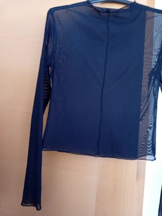 Camiseta transparente Pull&Bear negra Talla M
