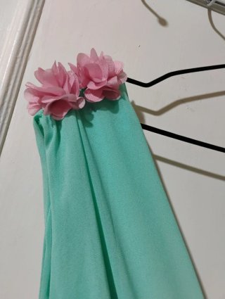Vestido largo teal con flores