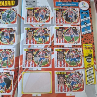 Álbum Liga Este 2018-19 con 470 cromos