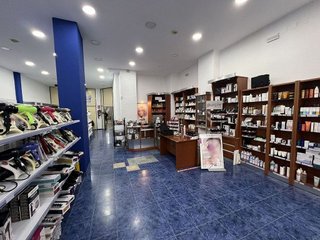 Local comercial en venta en Parque Ayala - Jardín de la Abadía - Huelín en Málaga