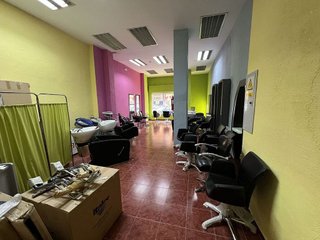 Local comercial en venta en Parque Ayala - Jardín de la Abadía - Huelín en Málaga