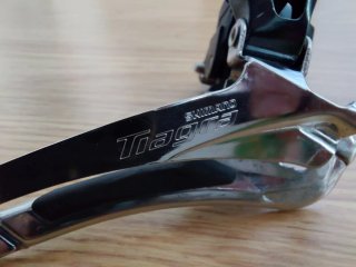 Desviador delantero Shimano Tiagra