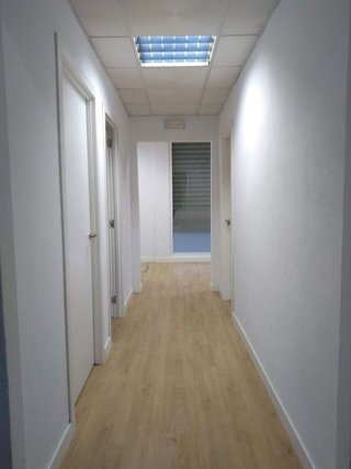 Local comercial en venta en Las Almenas en Tomares