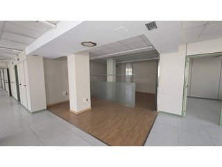 Oficina en alquiler en La Cogullada en Terrassa