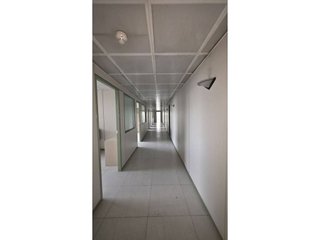 Oficina en alquiler en La Cogullada en Terrassa
