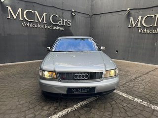 Audi S8 4.2 quattro 250 kW (340 CV)