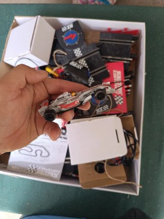 Scalextric Compact Coche y Pista 1:43